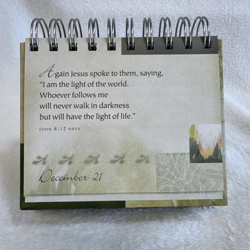 DaySpring Promises & Blessings Perpetual Flip Calendar Scripture Verses DS 16766